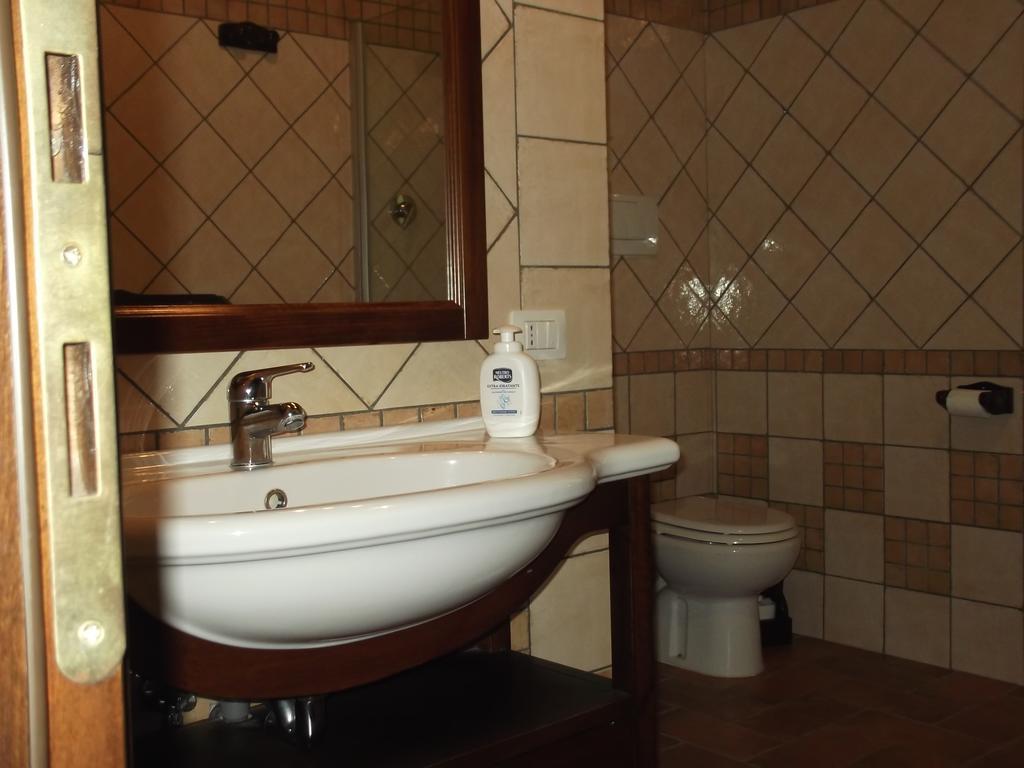 Il Laghetto Agriturismo Villa Manciano Ruang foto